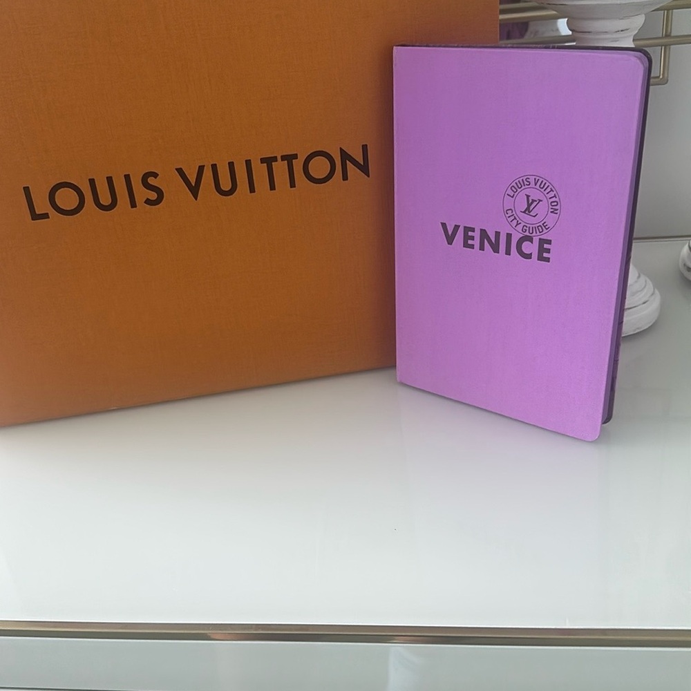 Authentic Louis Vuitton Venice City Guide in Purple